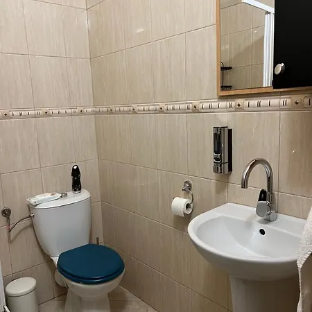 Dziki Szynk 3* Бренна