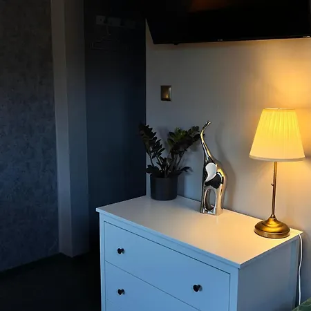 Dziki Szynk 3* Бренна
